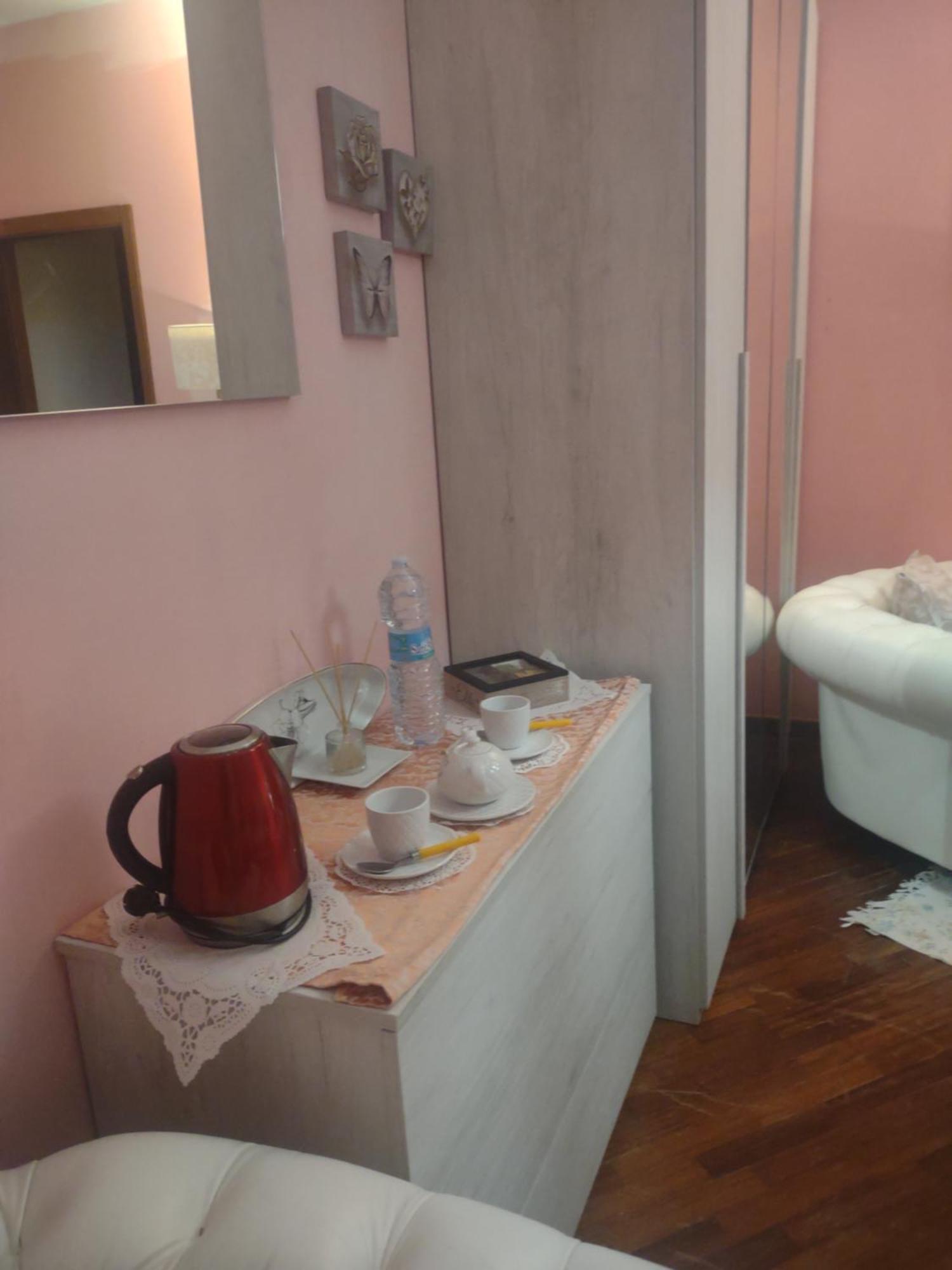 Apartamento Dolce Notti Bérgamo Habitación foto